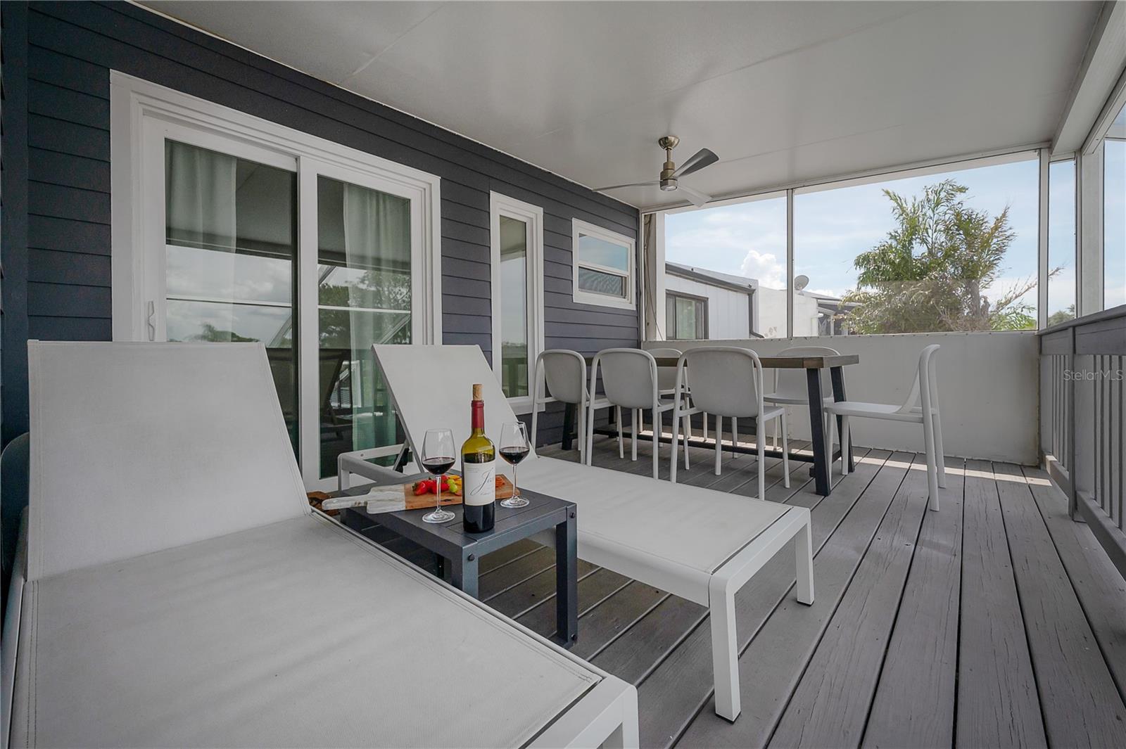 8757 Bay Pointe Dr Property Photo 40
