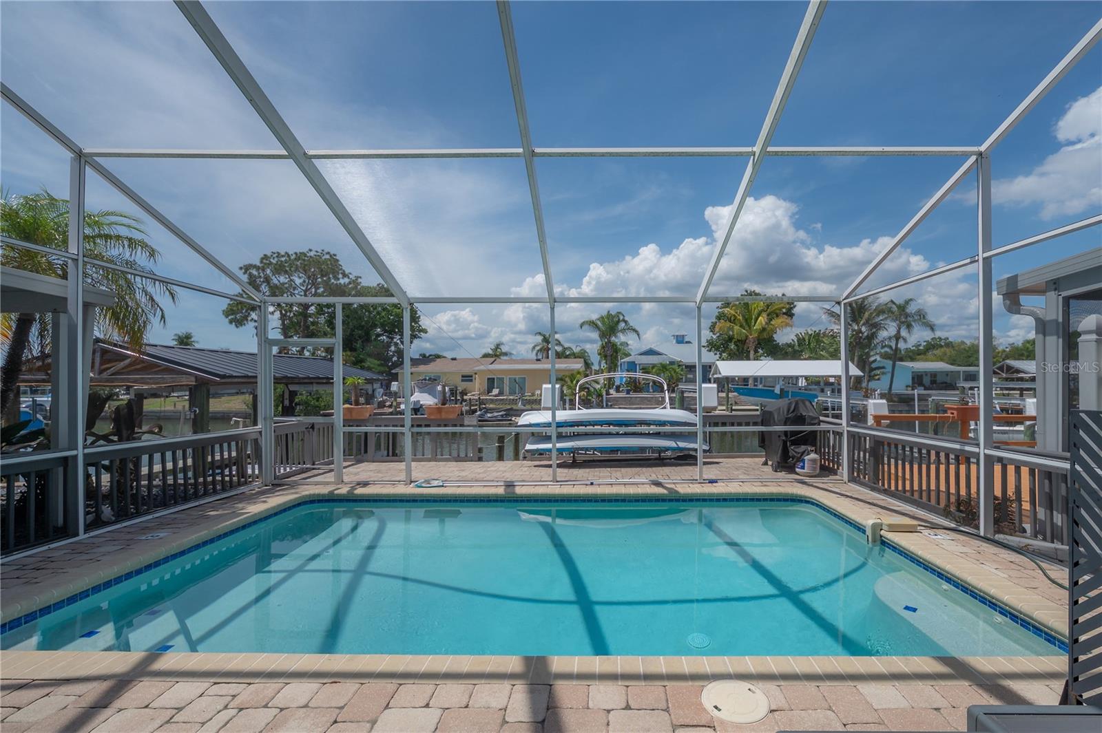 8757 Bay Pointe Dr Property Photo 42