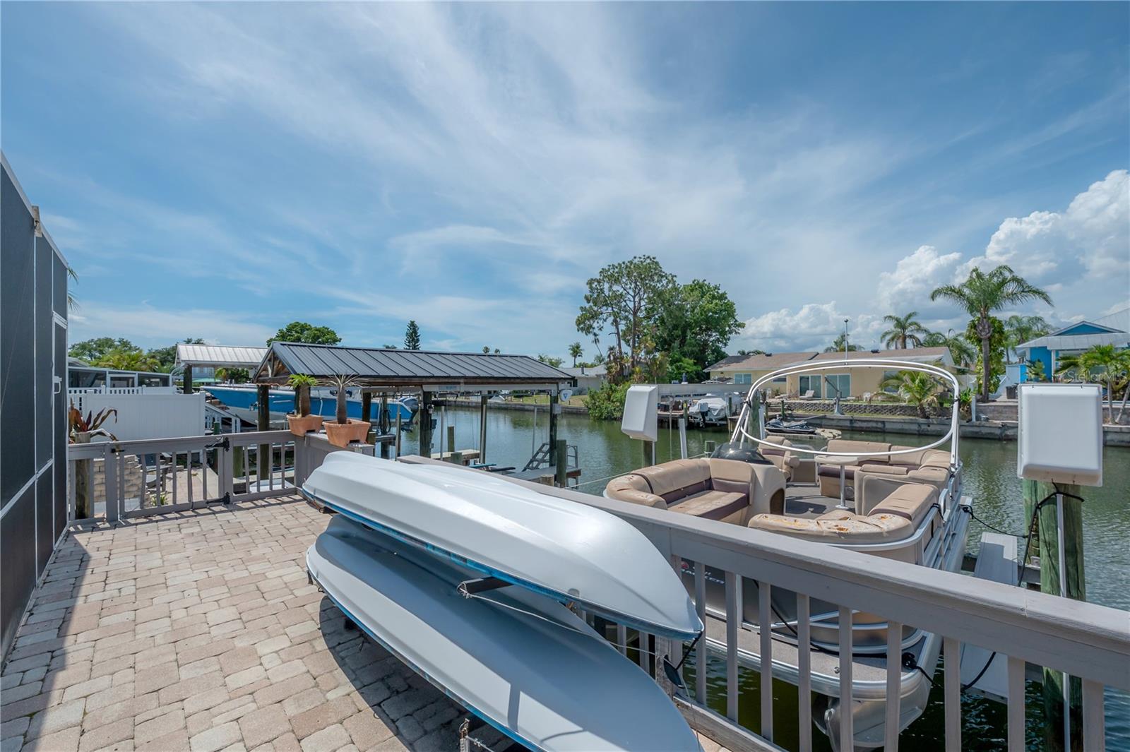 8757 Bay Pointe Dr Property Photo 48