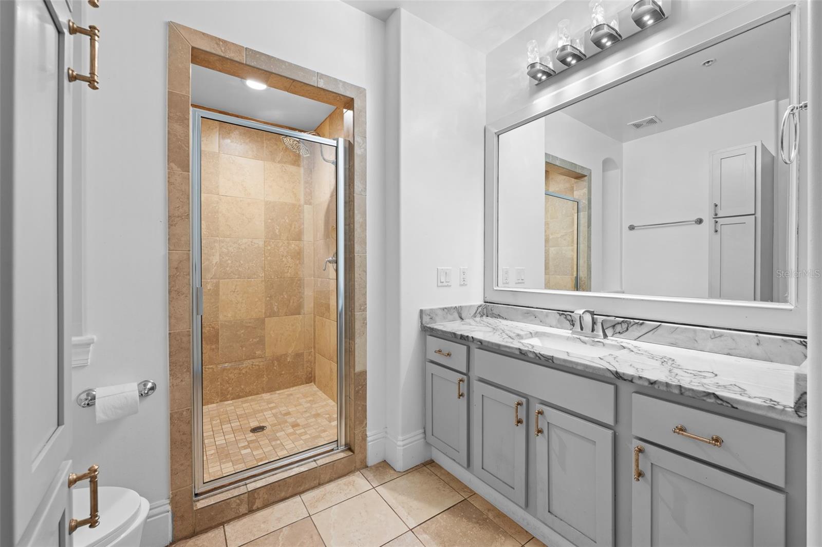 509 W Bay St #305 Property Photo 44