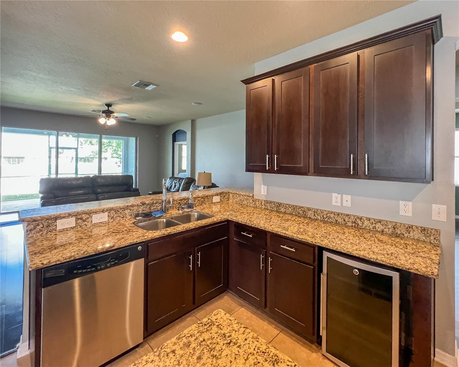 6906 Boulder Run Loop Property Photo 10