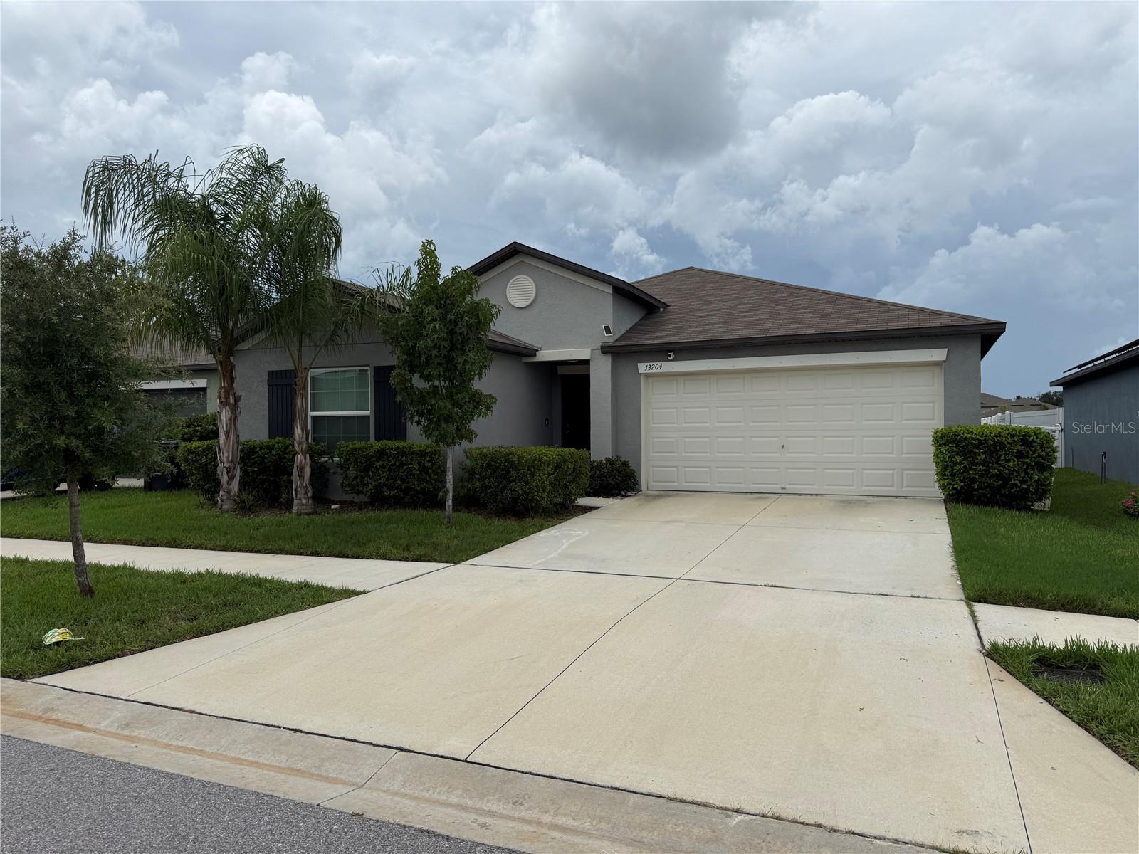 13204 Great Plains Dr Property Photo 2