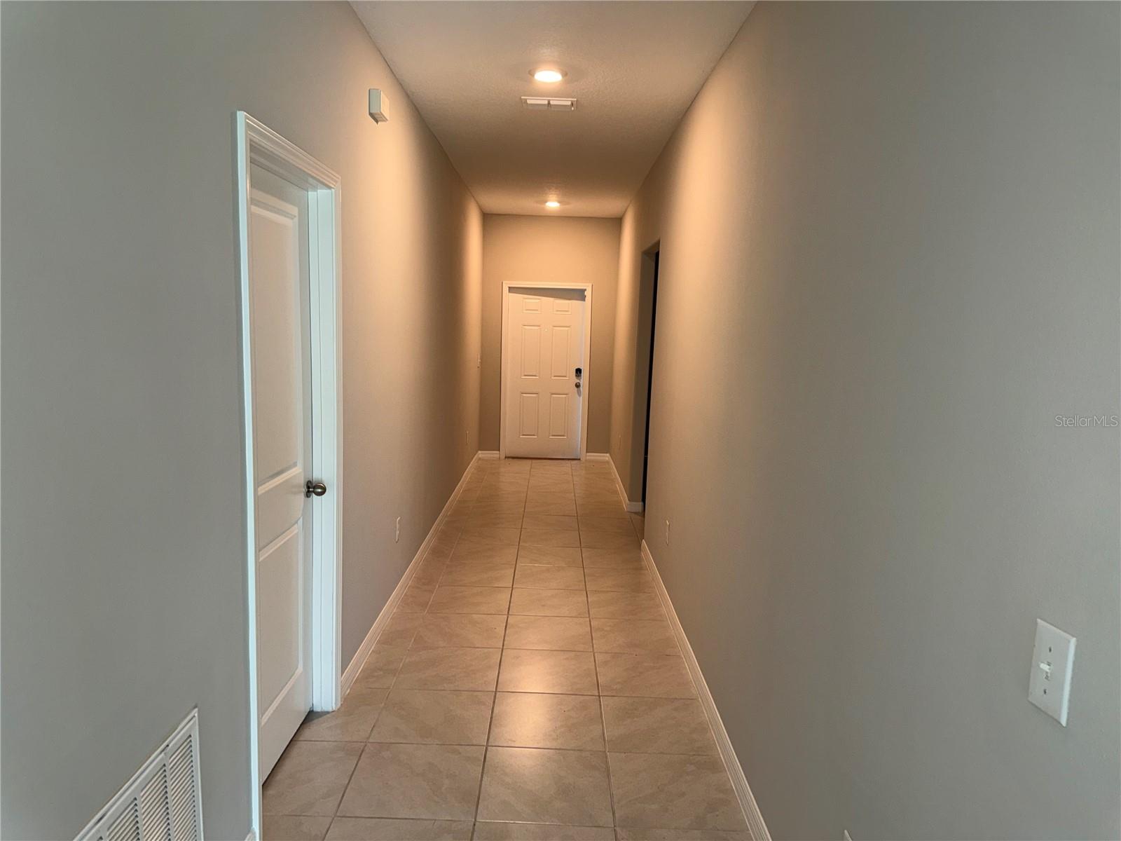13204 Great Plains Dr Property Photo 5