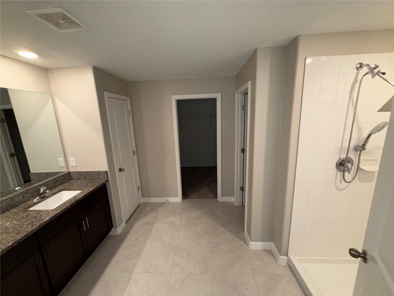 13204 Great Plains Dr Property Photo 18
