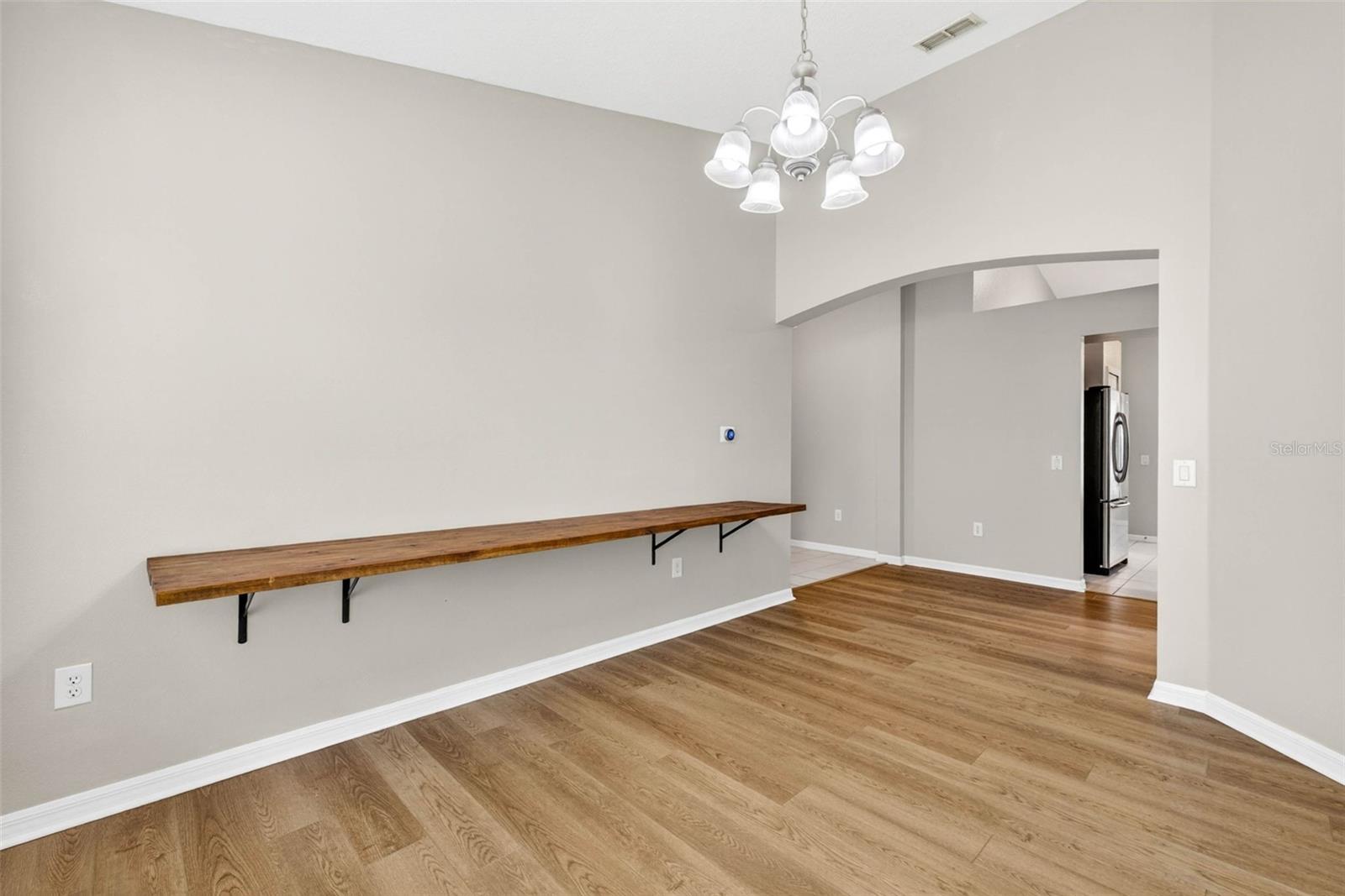 1235 Katahdin Ct Property Photo 7