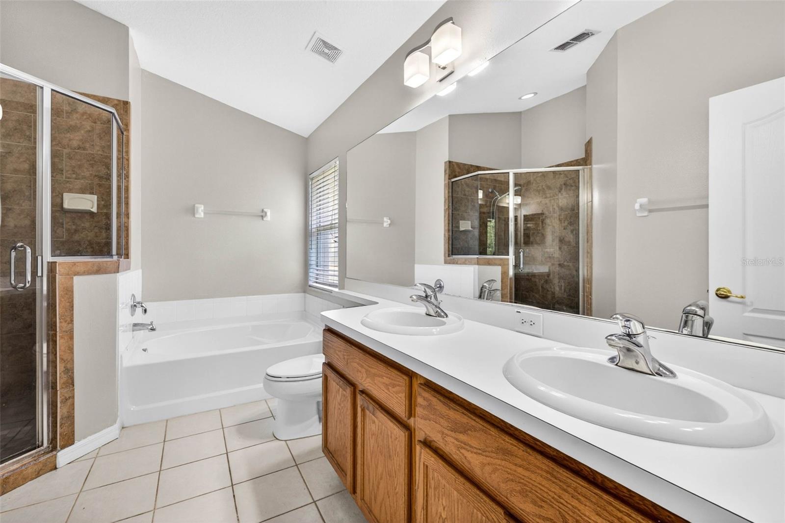 1235 Katahdin Ct Property Photo 31