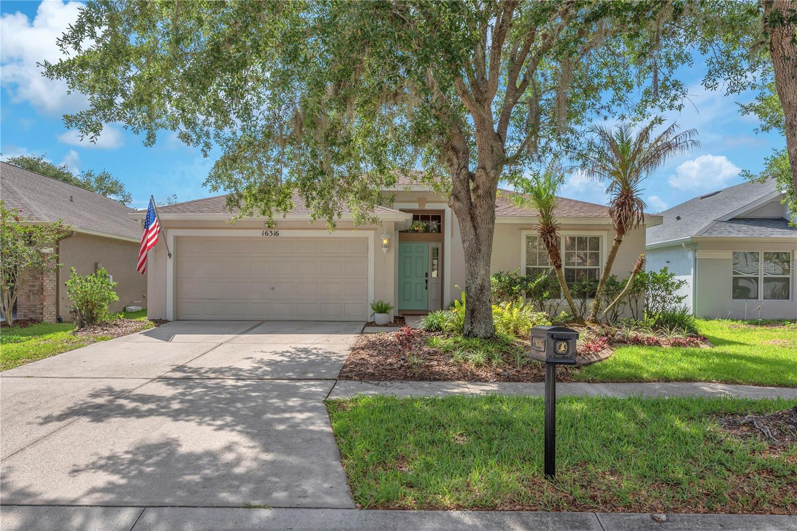 16316 BRIDGEGLADE LN Property Photo 1
