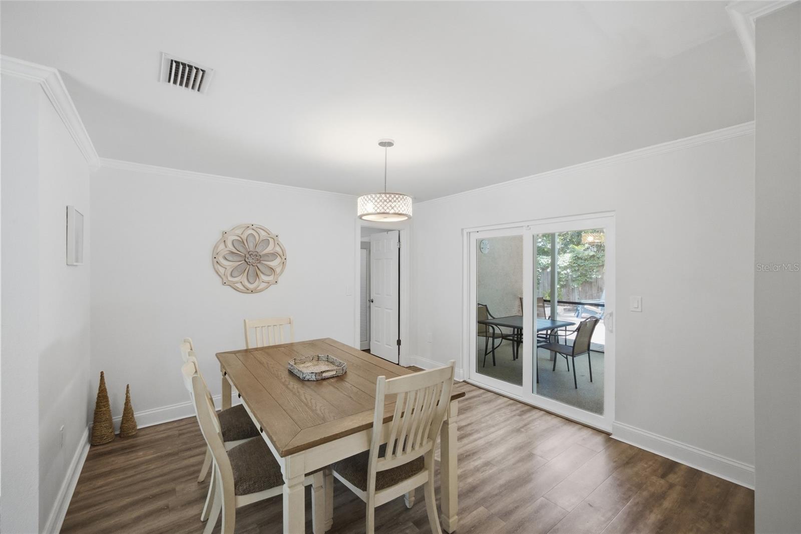 2447 Grove Ridge Dr Property Photo 15