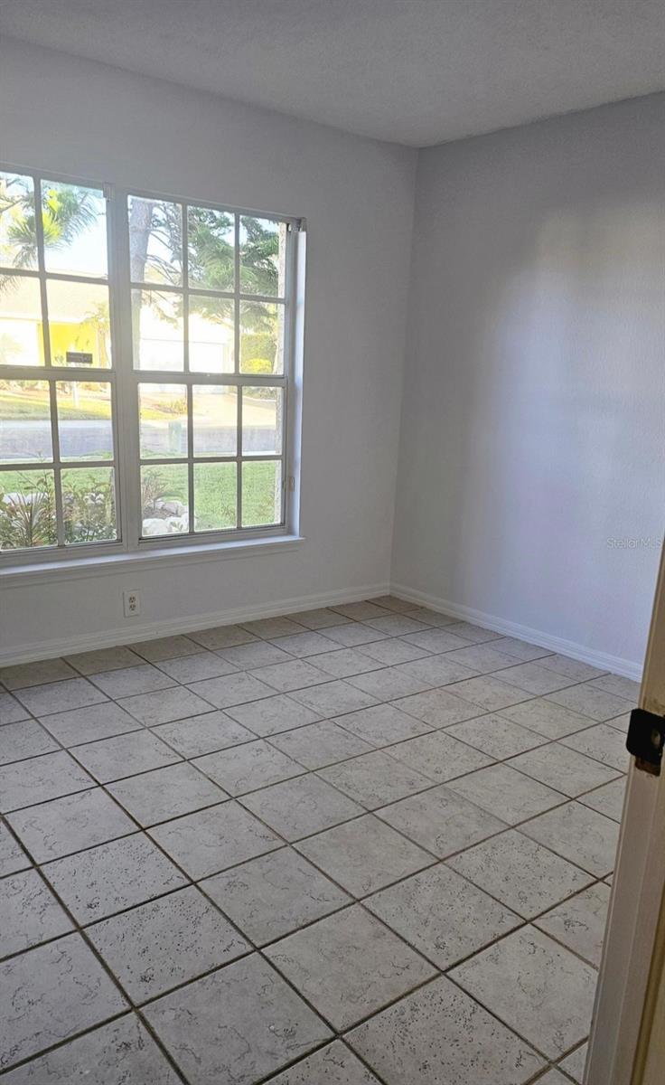 13109 Elgar Pl Property Photo 6