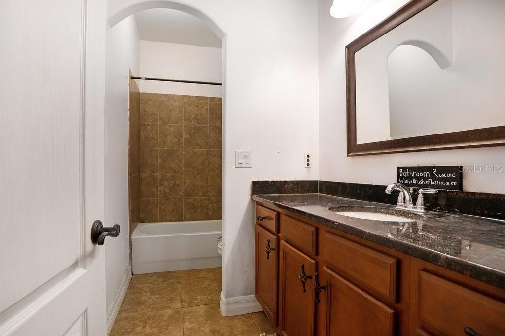 15723 Starling Water Dr Property Photo 26