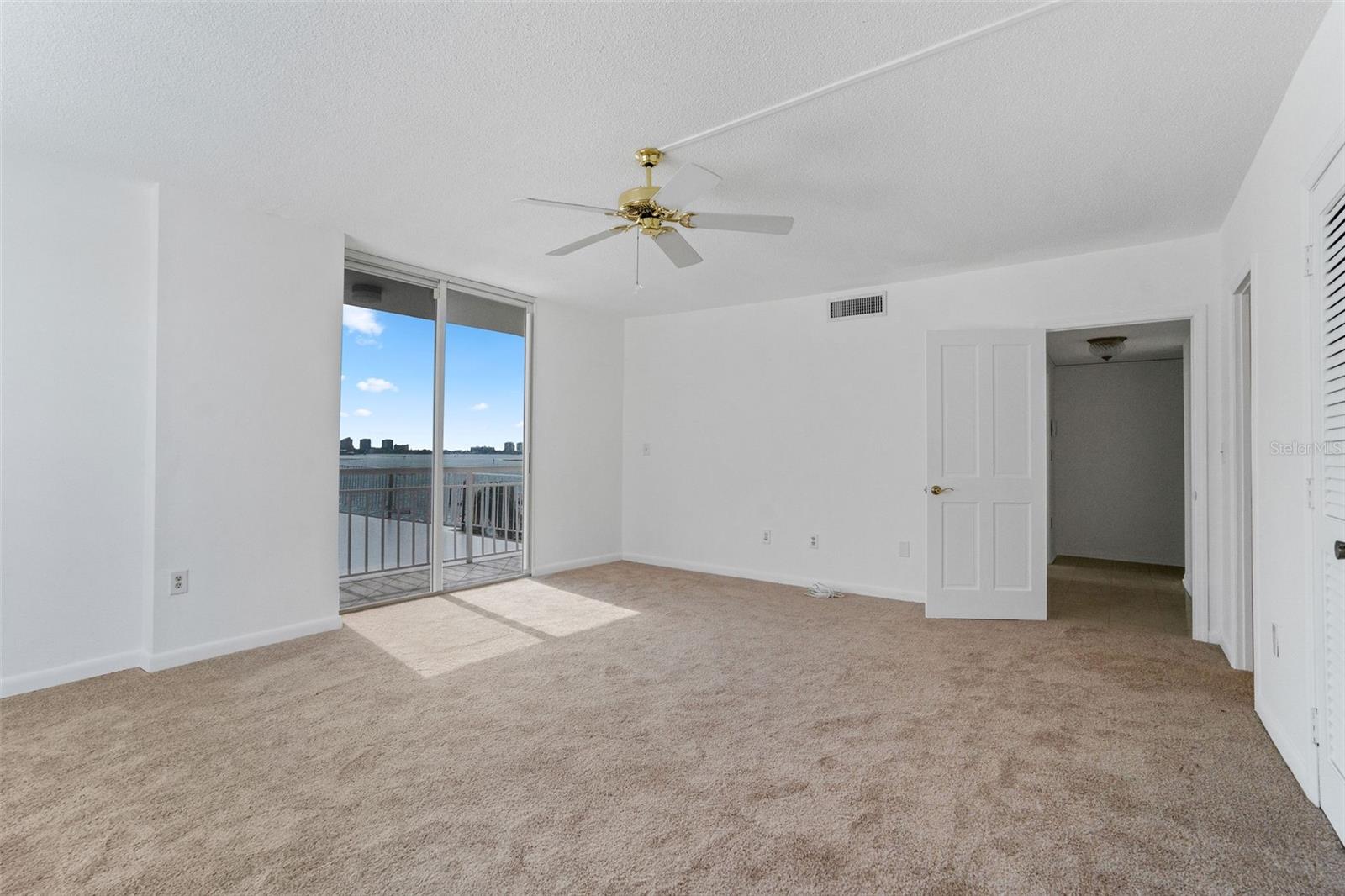 100 Pierce St #307 Property Photo 17