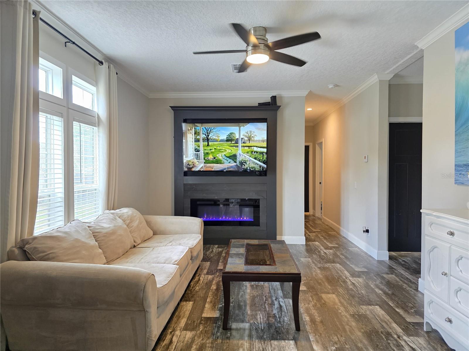 10617 Skewlee Gardens Dr Property Photo 8