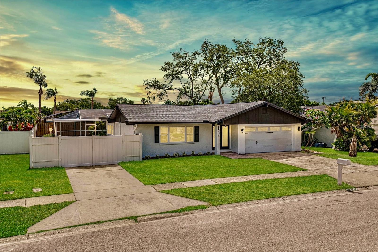 9305 120th Ln Property Photo 1