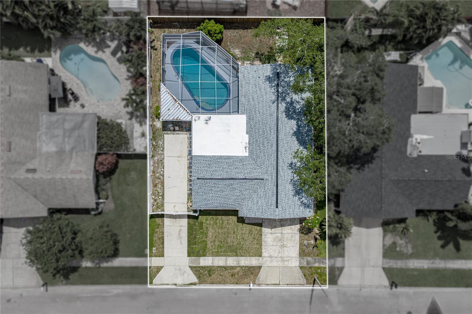 9305 120th Ln Property Photo 2