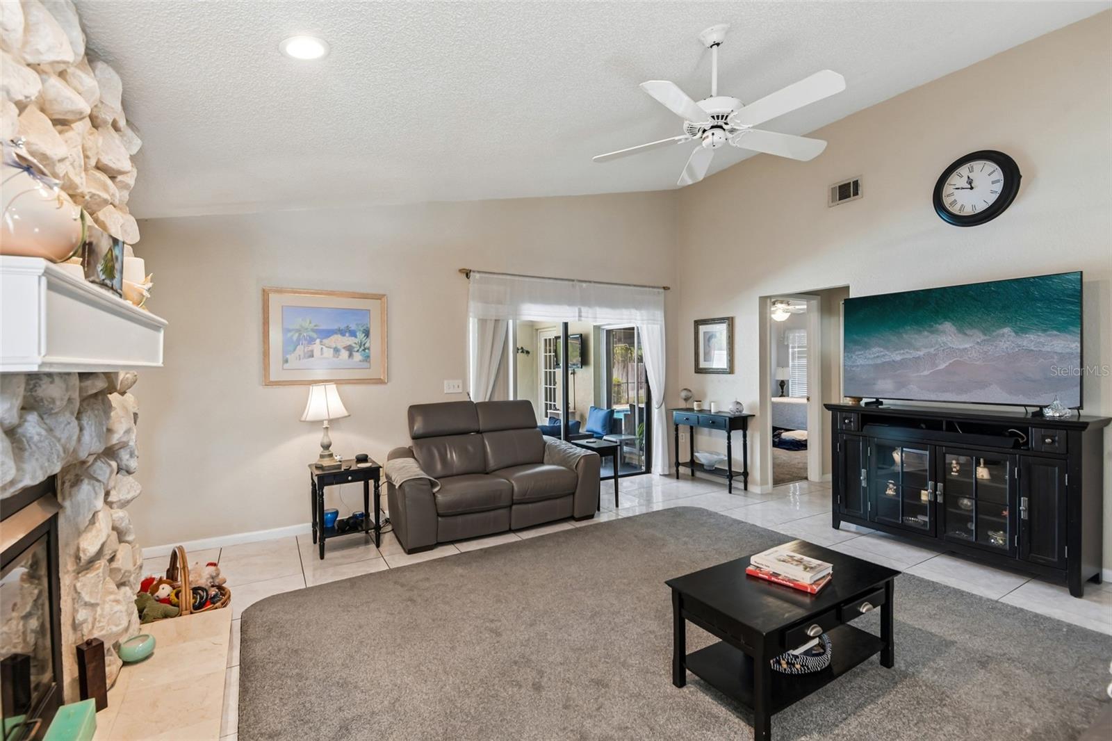 12596 93rd Way Property Photo 5