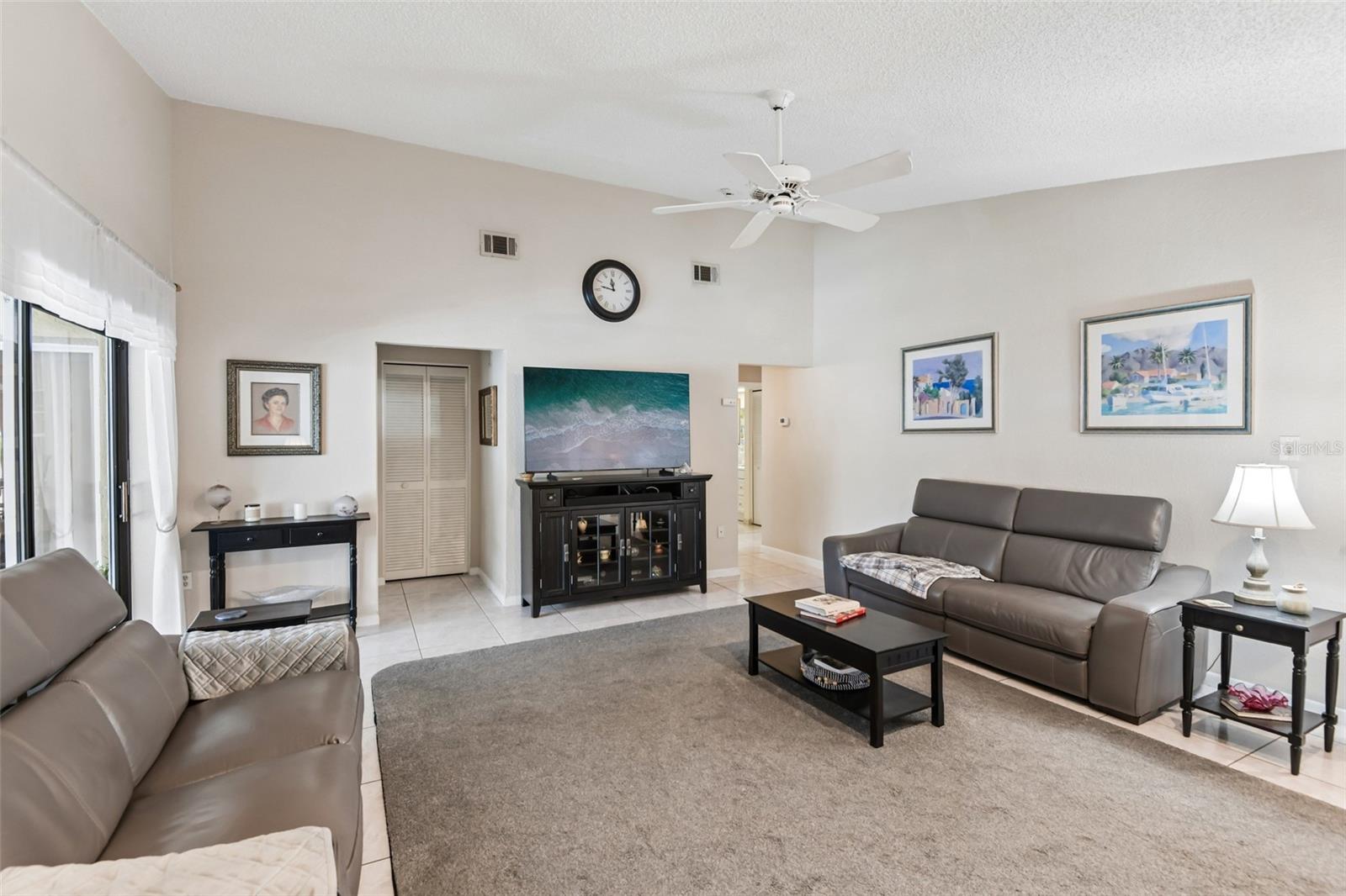 12596 93rd Way Property Photo 6