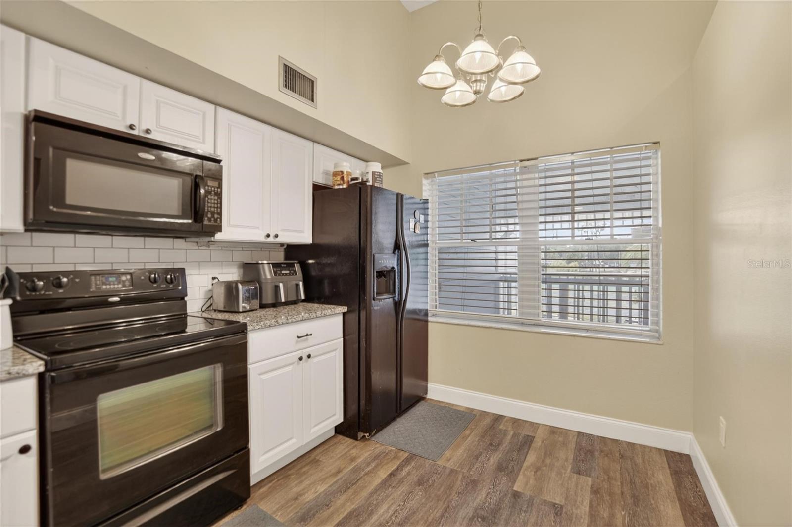 2599 Dolly Bay Dr #305 Property Photo 8