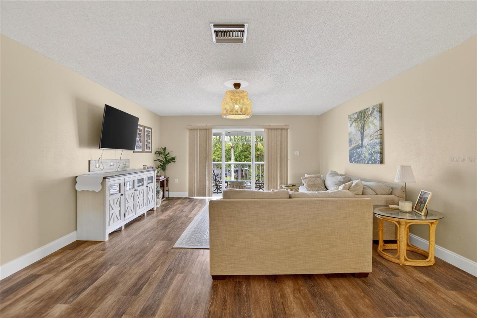 2599 Dolly Bay Dr #305 Property Photo 16