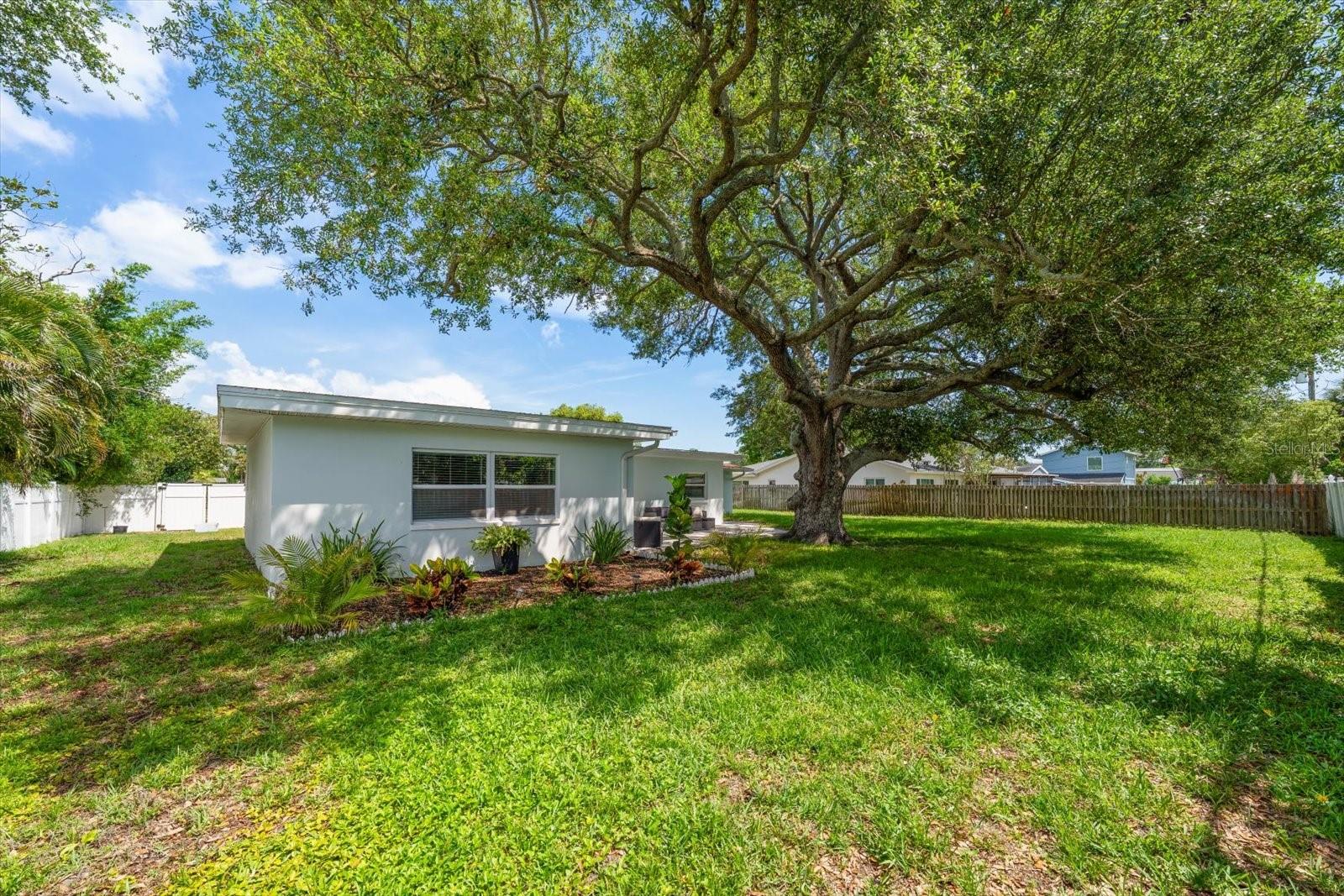 1736 Golf View Dr Property Photo 38