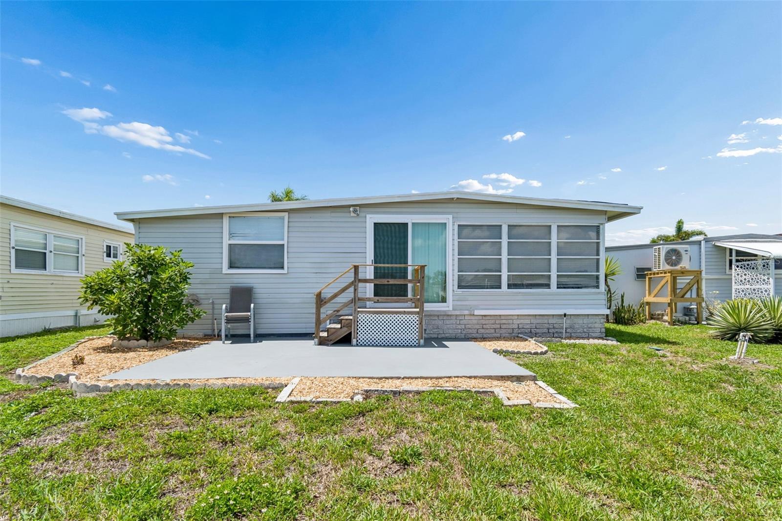 7186 Mount Arlington Dr Ne #421 Property Photo 4