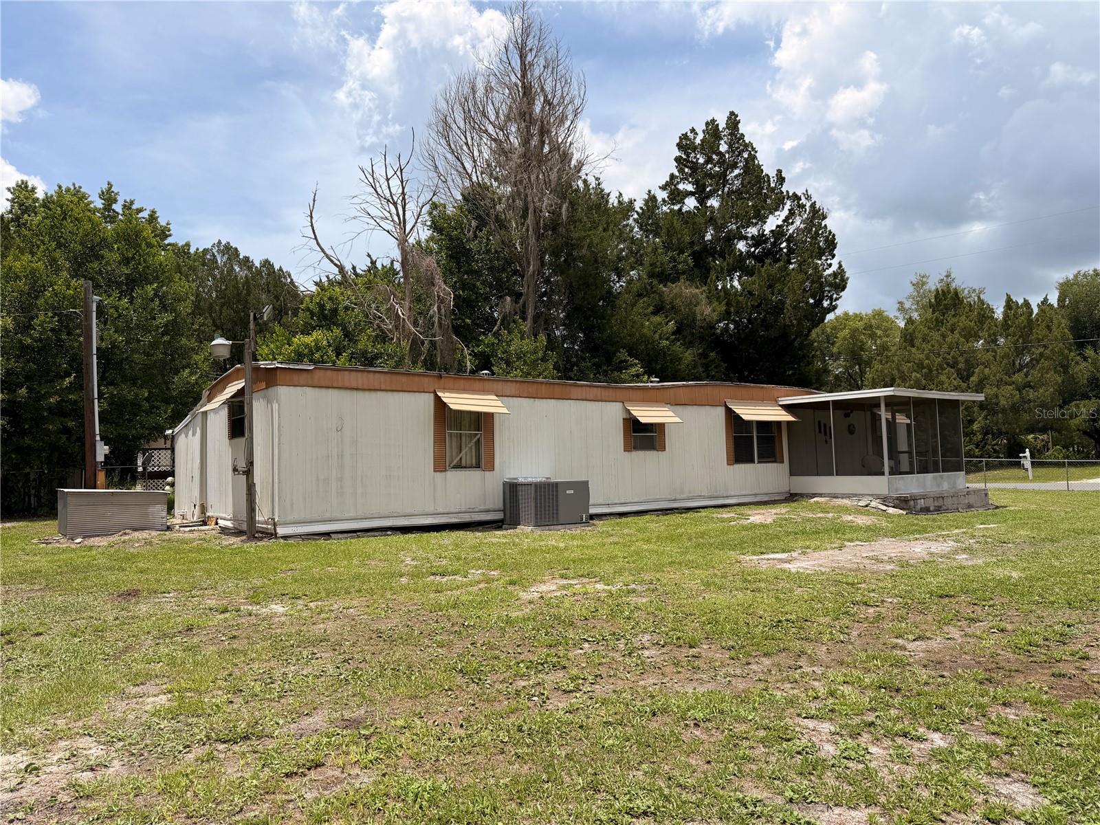 8582 W Admiral Byrd Ln Property Photo 17