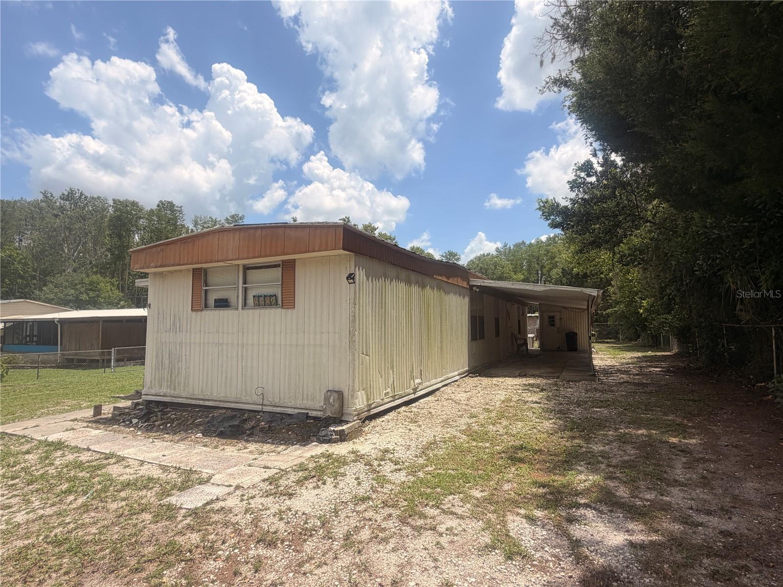 8582 W Admiral Byrd Ln Property Photo 21