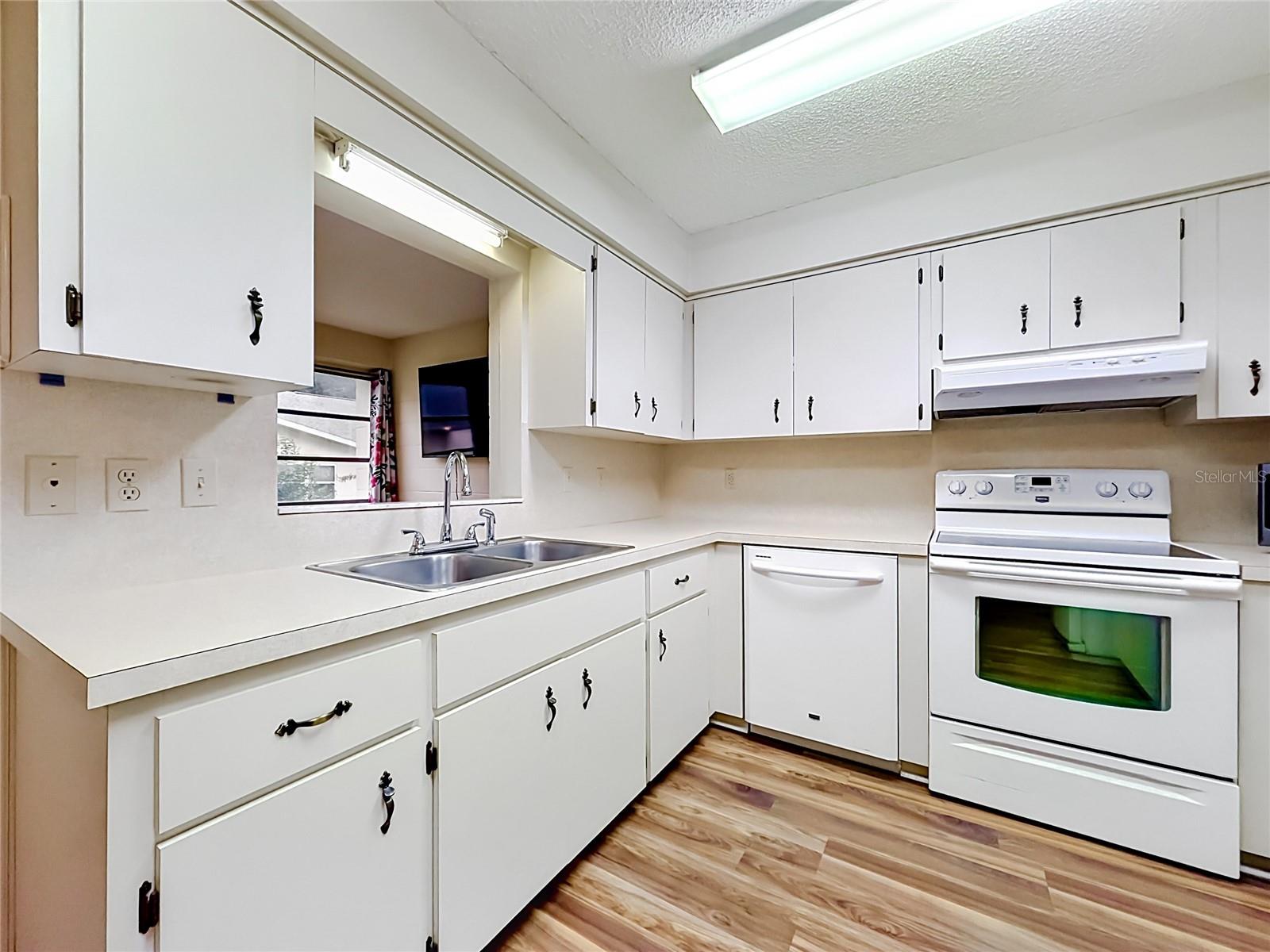 9277 Sw 83rd Ave #a Property Photo 13