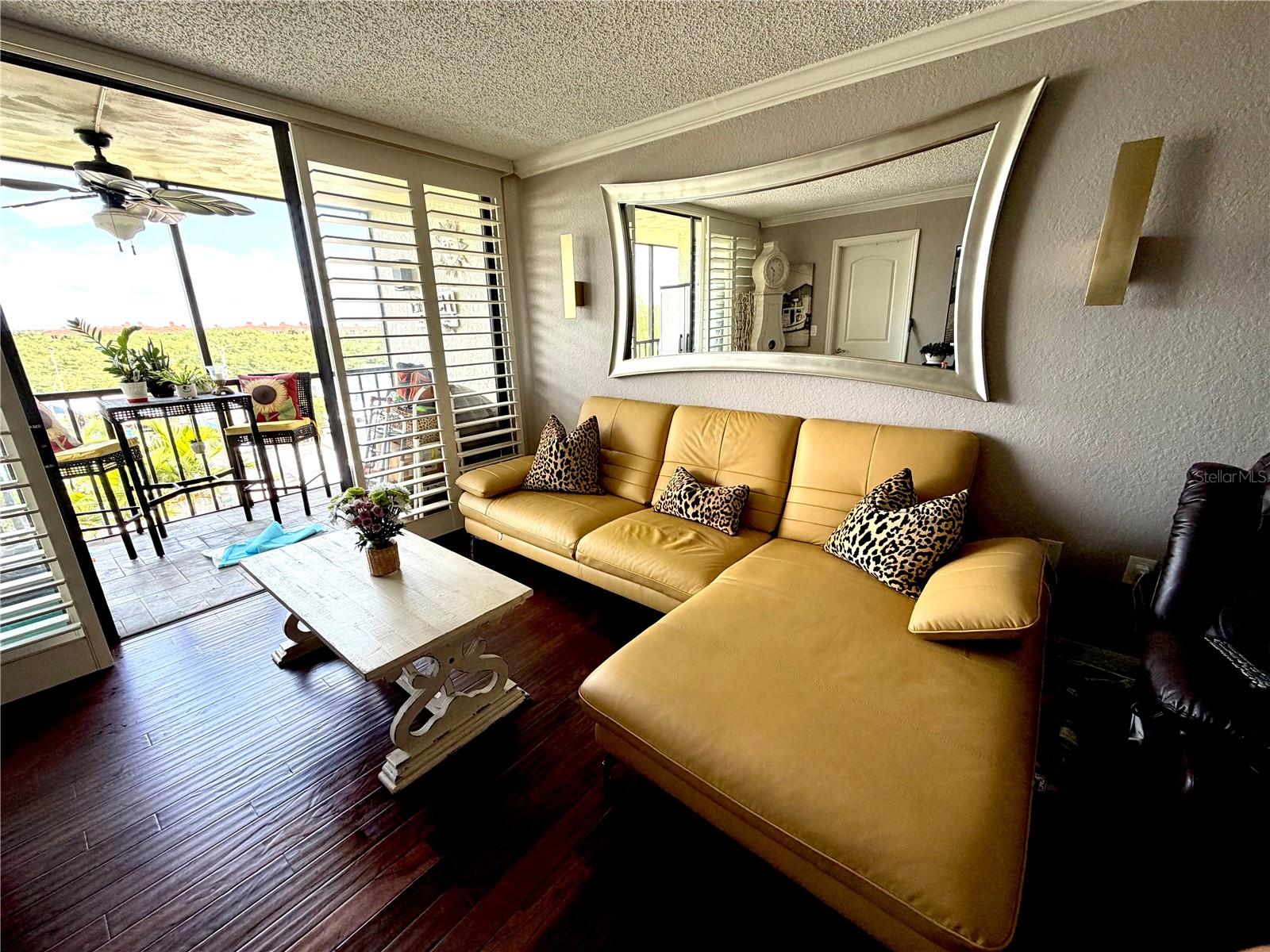 1000 Cove Cay Dr #4d Property Photo 19