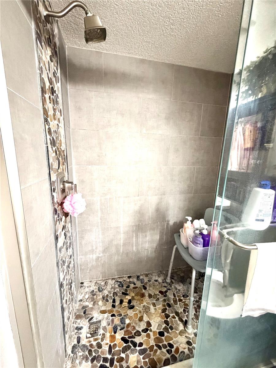 1000 Cove Cay Dr #4d Property Photo 29