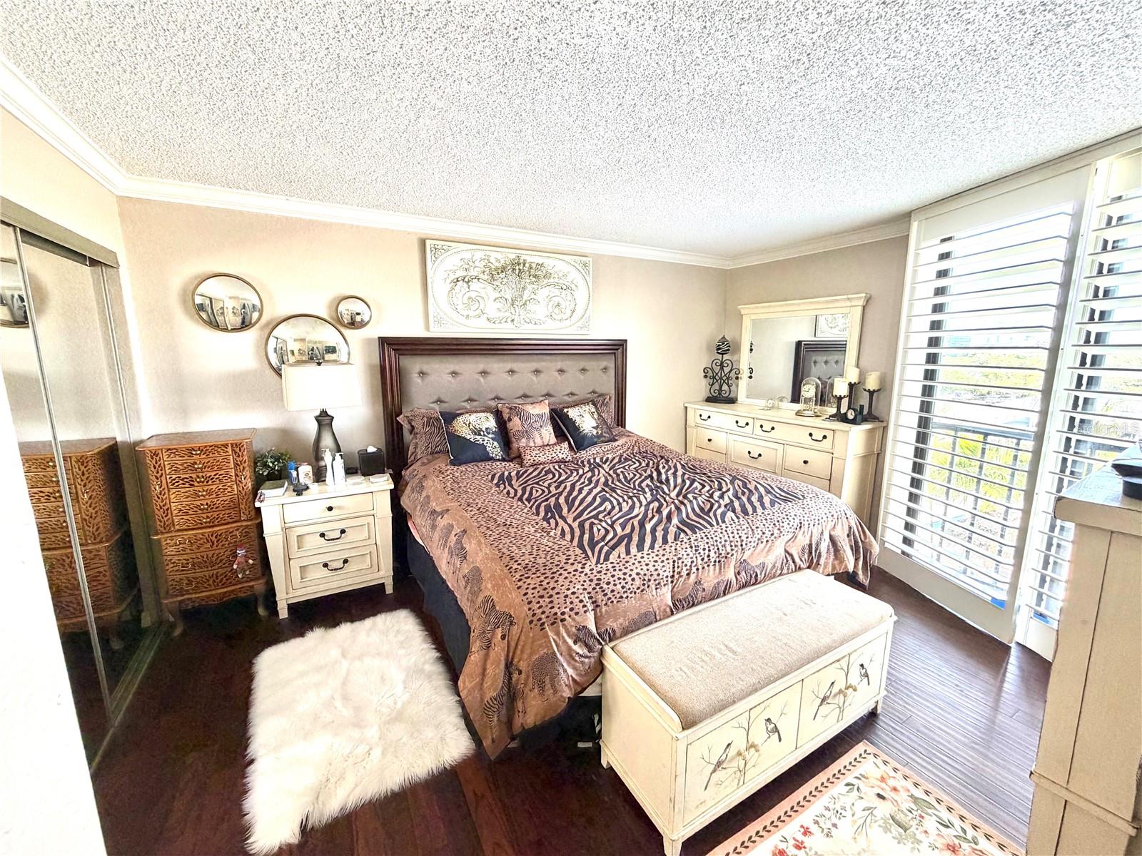 1000 Cove Cay Dr #4d Property Photo 30