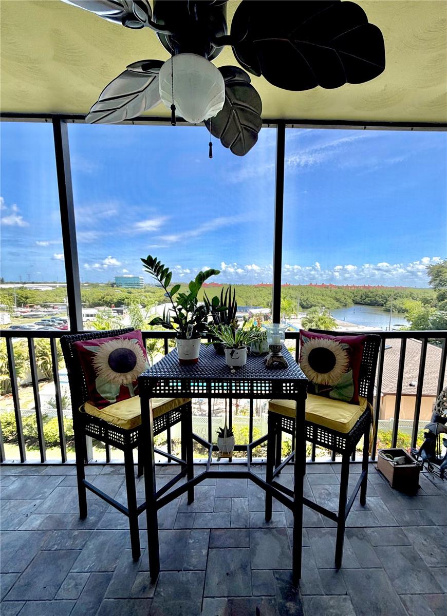 1000 Cove Cay Dr #4d Property Photo 41