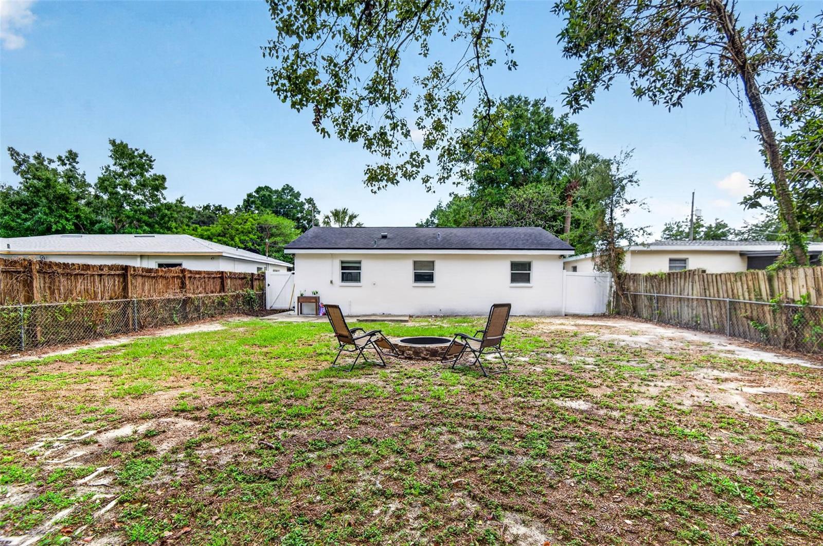 1610 E Paris St Property Photo 30