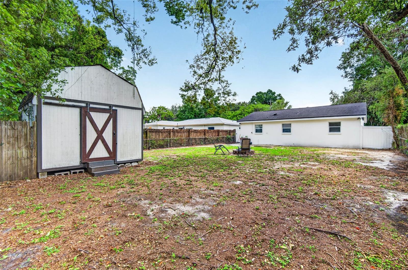 1610 E Paris St Property Photo 33