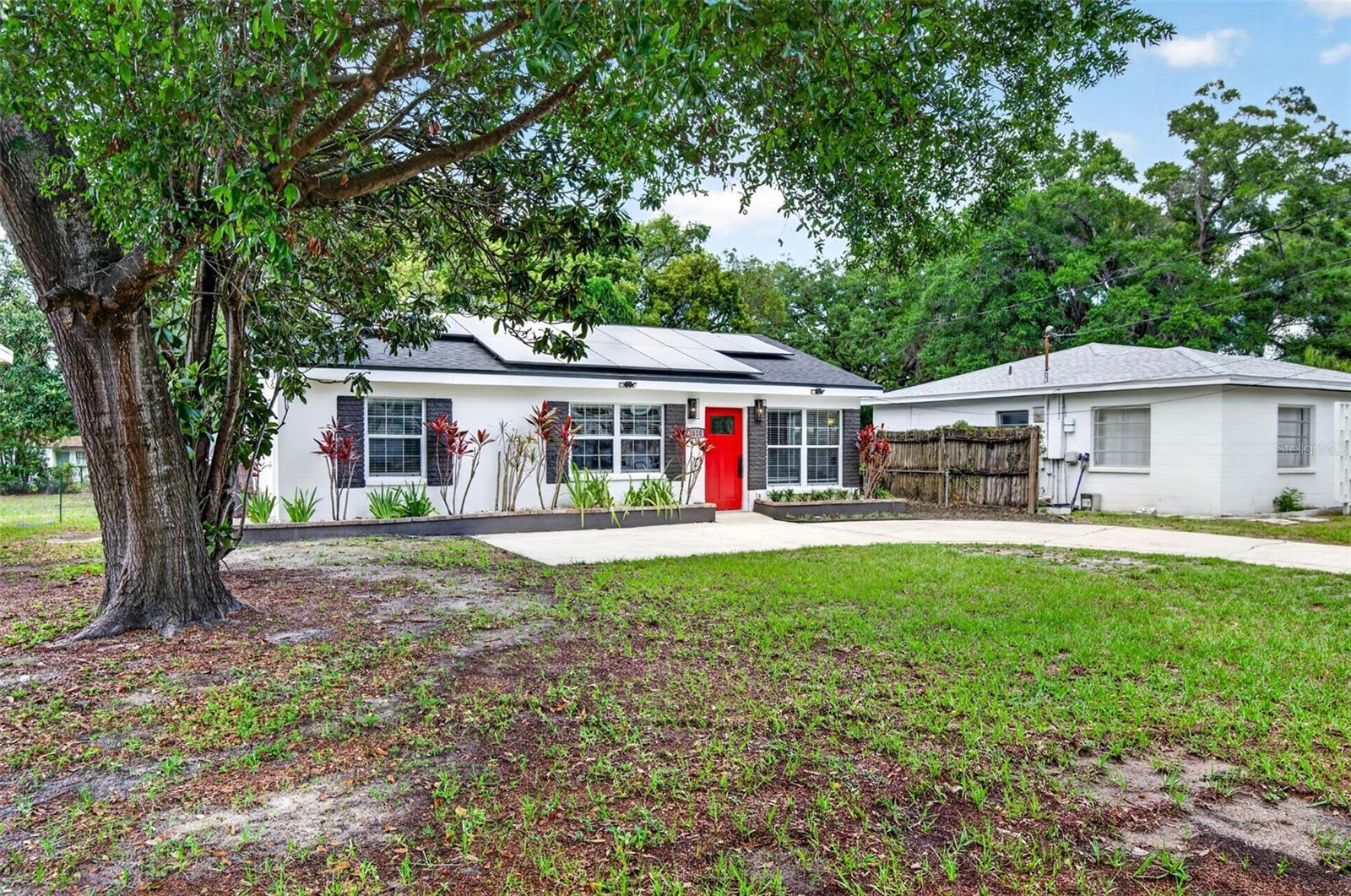 1610 E Paris St Property Photo 34