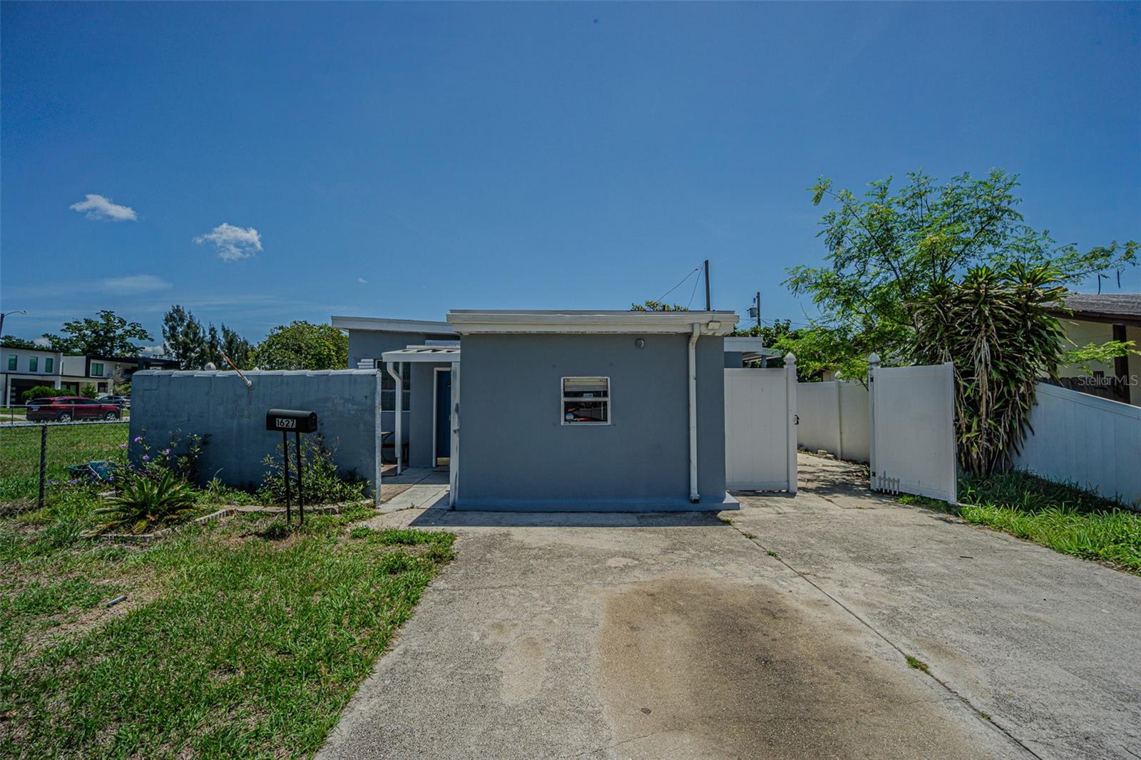 1627 28TH ST N Property Photo 1