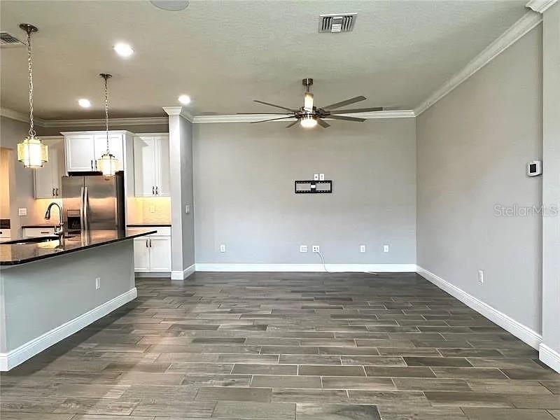 18814 Cornuta St Property Photo 9