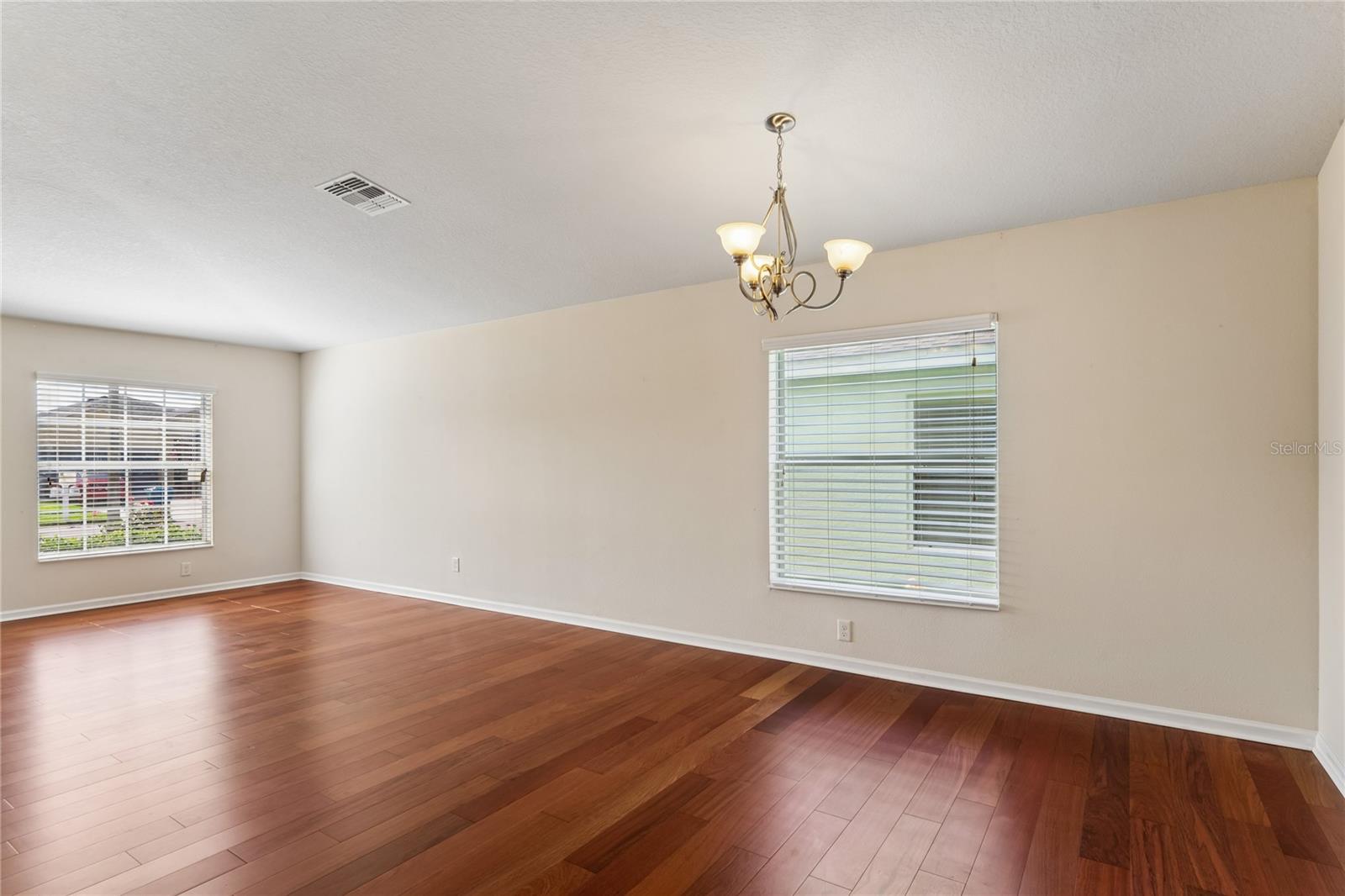 799 Alpine Thistle Dr Property Photo 22