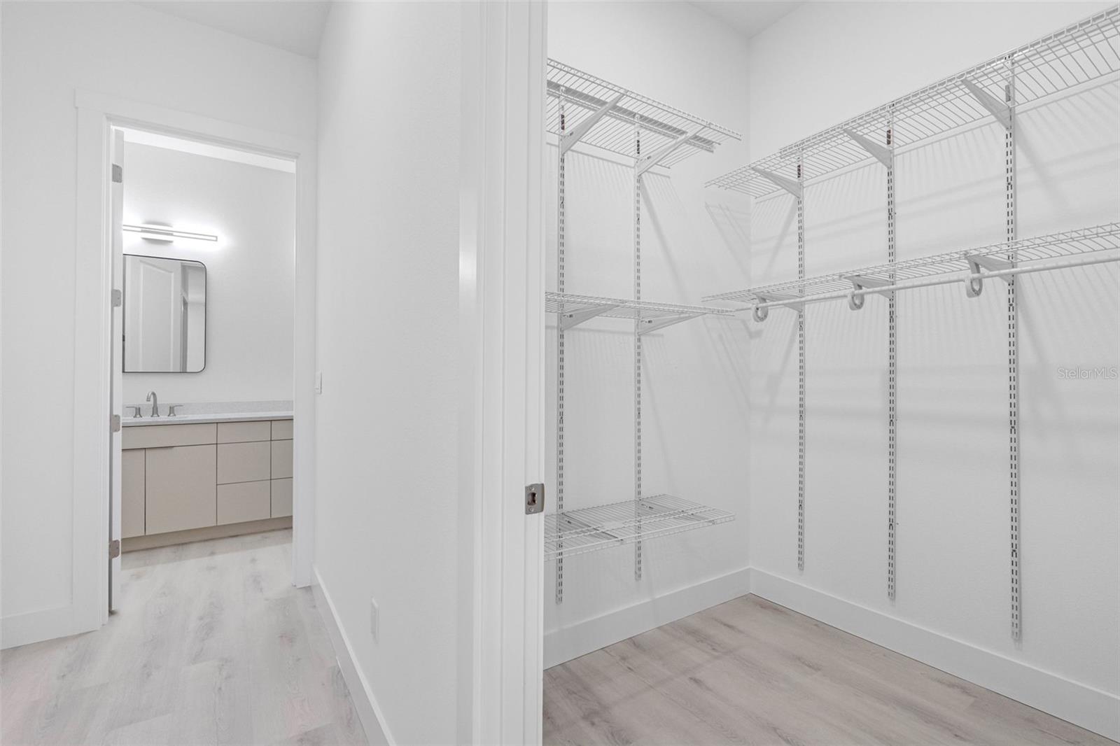 7015 N Central Ave #unit D Property Photo 14