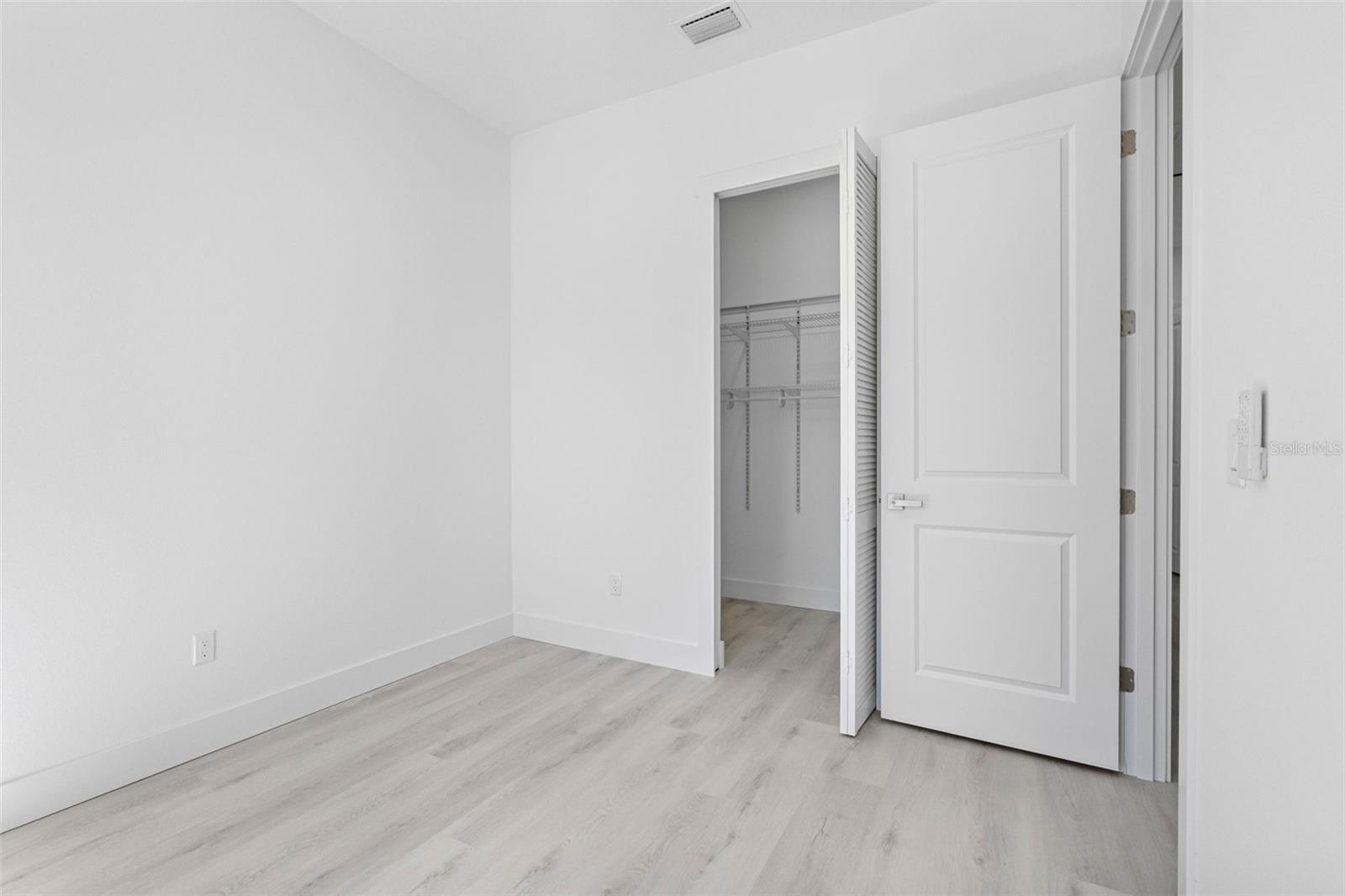 7015 N Central Ave #unit D Property Photo 21