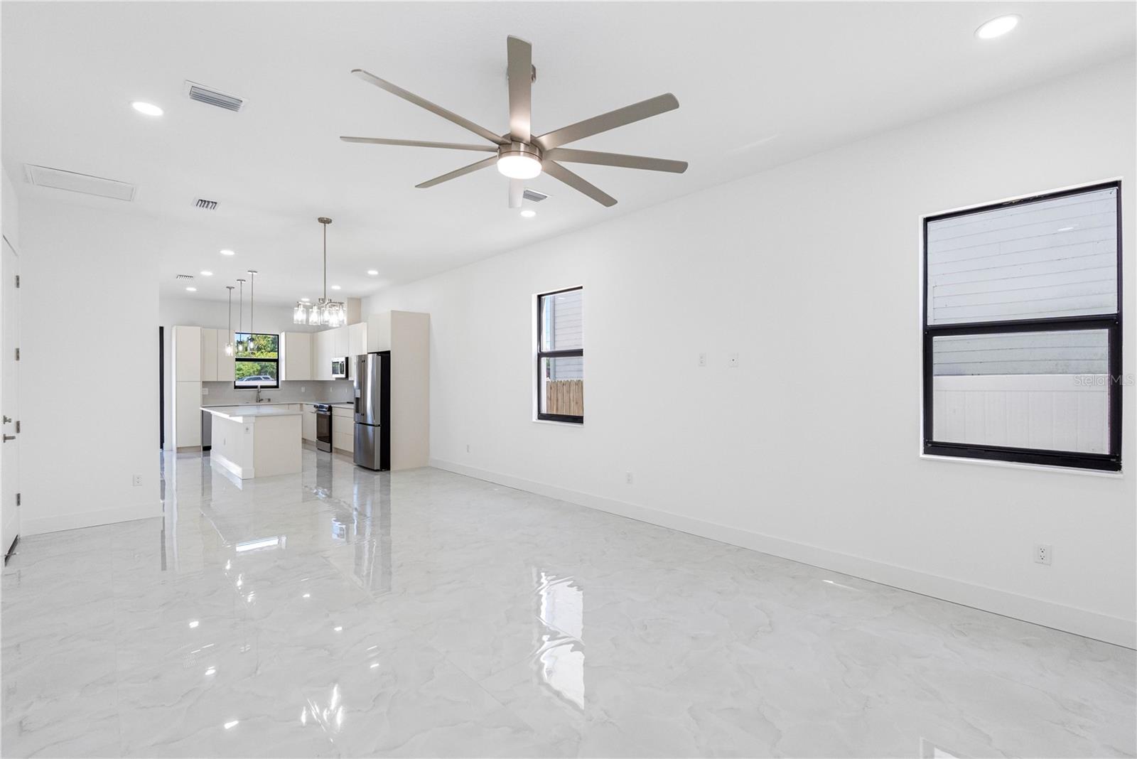 7015 N Central Ave #unit D Property Photo 36