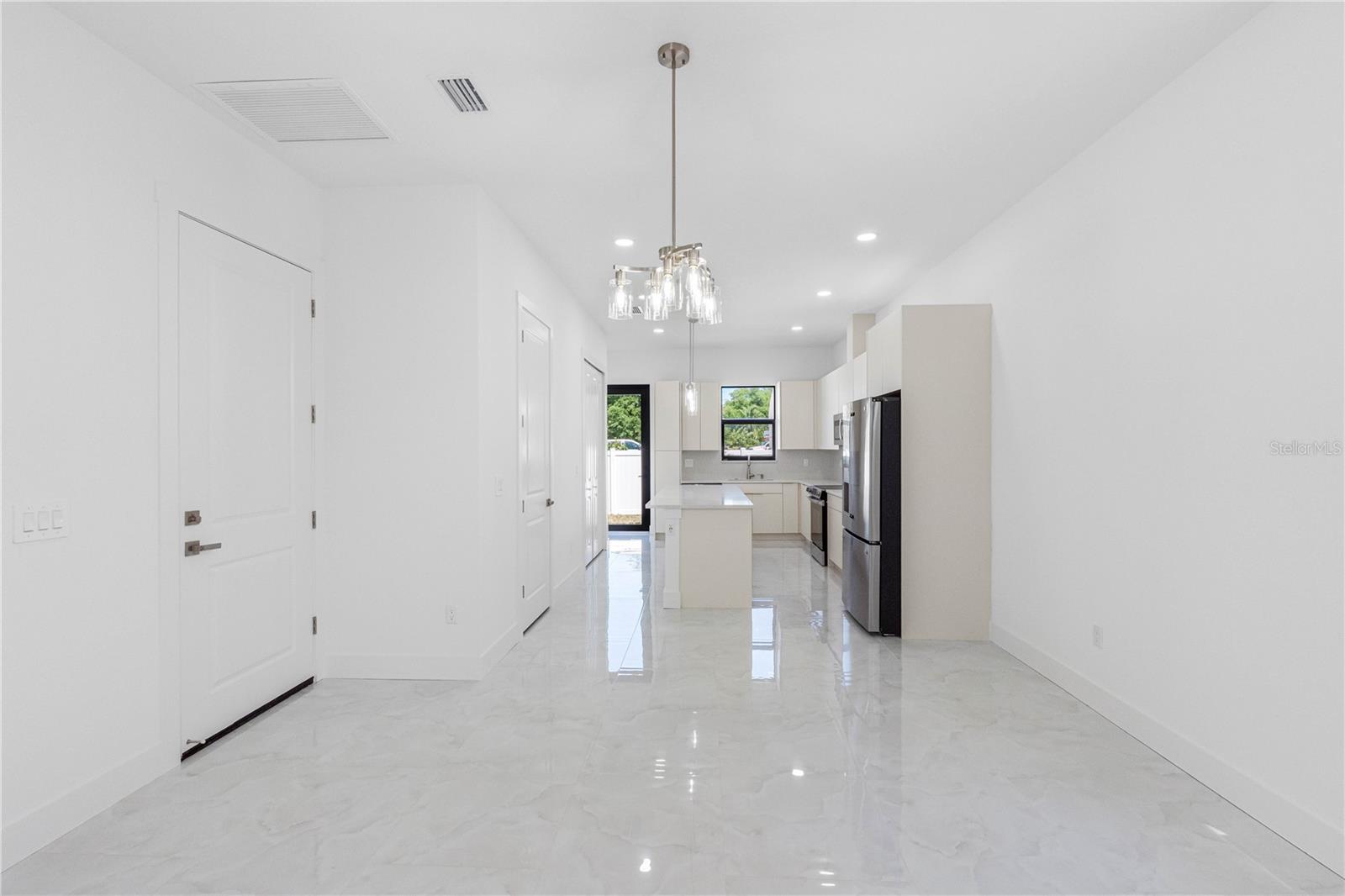 7015 N Central Ave #unit D Property Photo 37