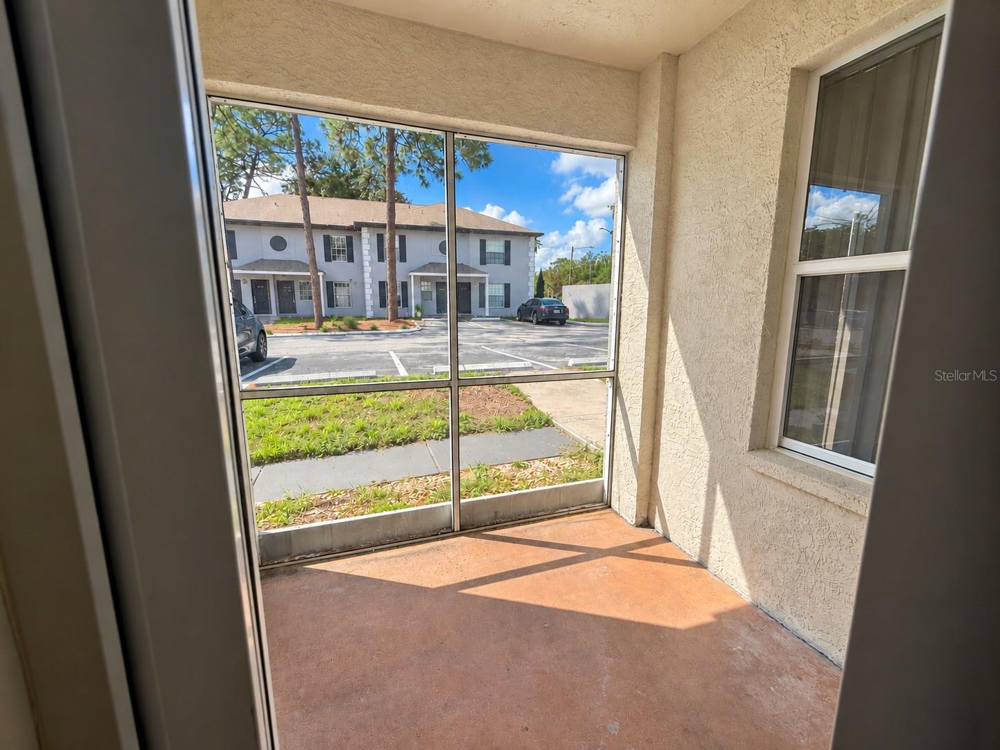 5001 Sunridge Palms Dr Property Photo 5