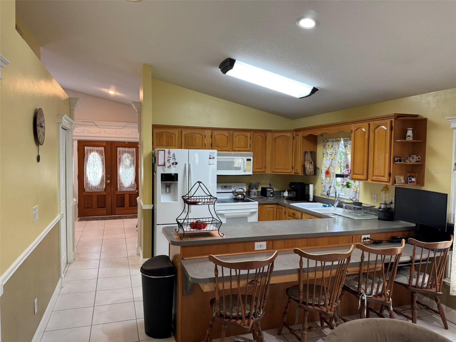 9814 Oslin St Property Photo 13