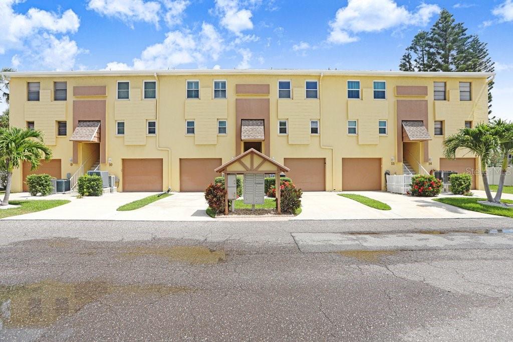 314 Windrush Blvd #12 Property Photo 2