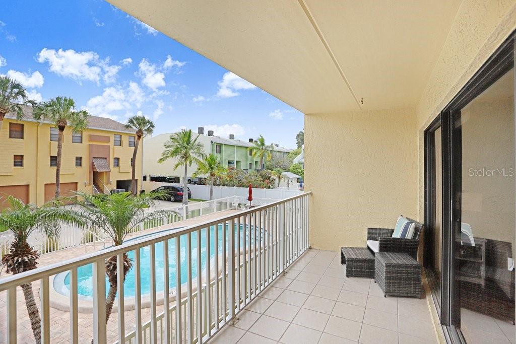314 Windrush Blvd #12 Property Photo 9