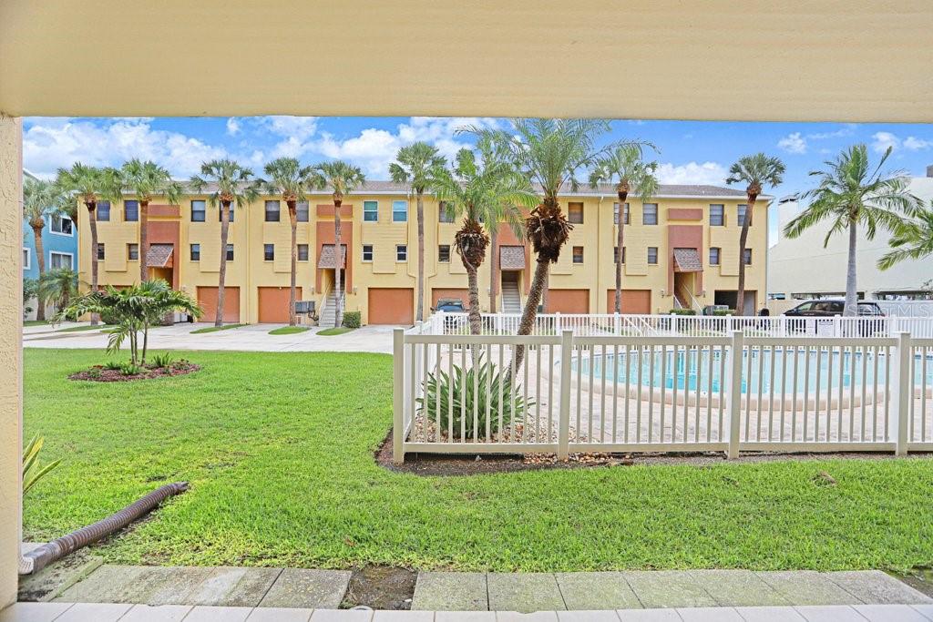 314 Windrush Blvd #12 Property Photo 30