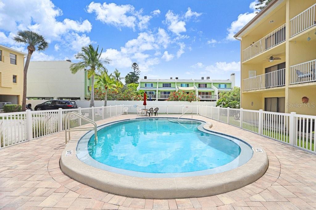 314 Windrush Blvd #12 Property Photo 31