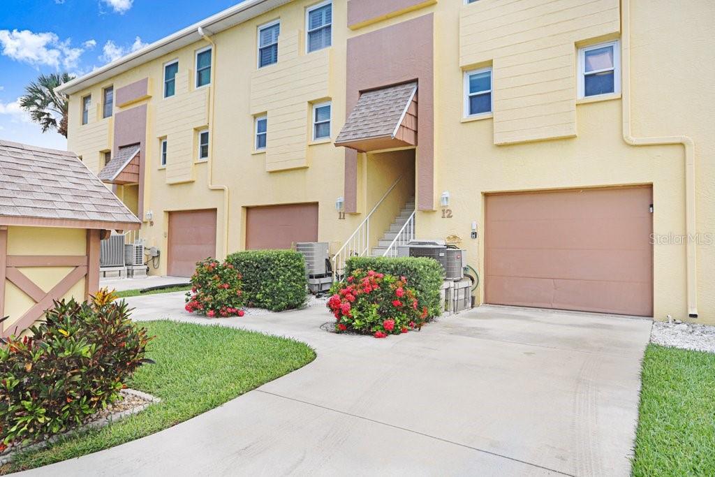 314 Windrush Blvd #12 Property Photo 34