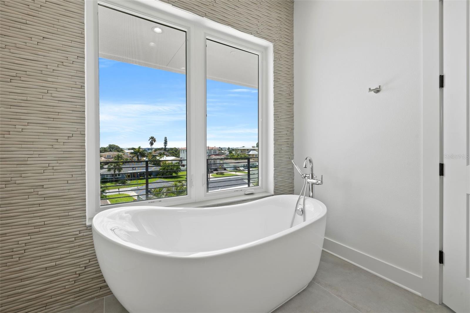 3221 Gulf Blvd Property Photo 44