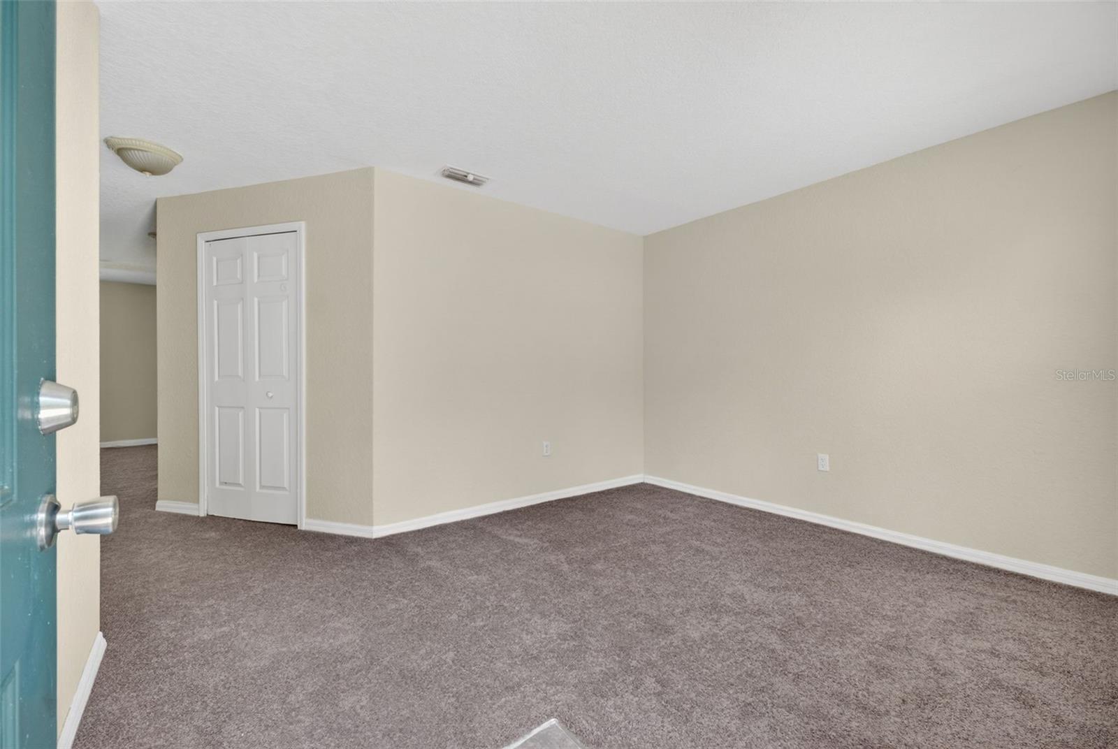 4793 Pleasant Ave Property Photo 6